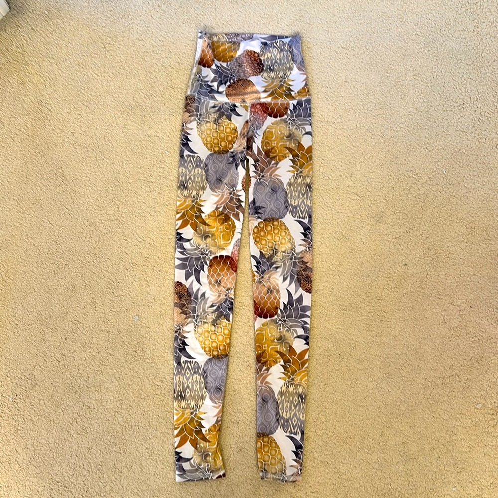 Emily HSU leggings